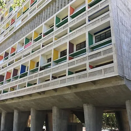 Apartment Flat Air Conditioning 4 People Near Stadium Marseilles